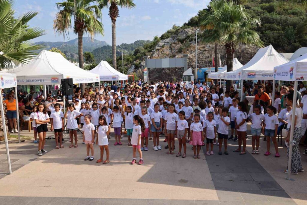 Marmaris Belediyesi’nden spora yatırım, sporcuya destek