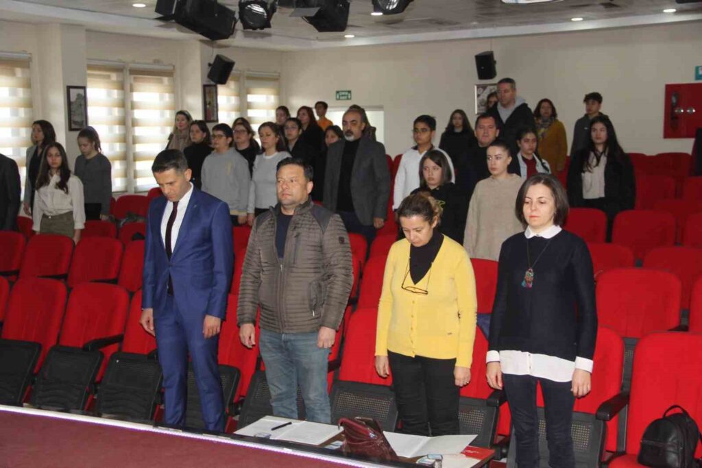İstiklal Marşı’nı güzel okuma yarışması Menteşe’de düzenlendi