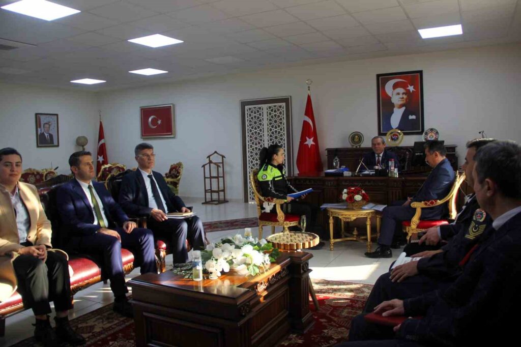Menteşe’de 2. dönem öncesi okul güvenliği toplantısı gerçekleştirildi