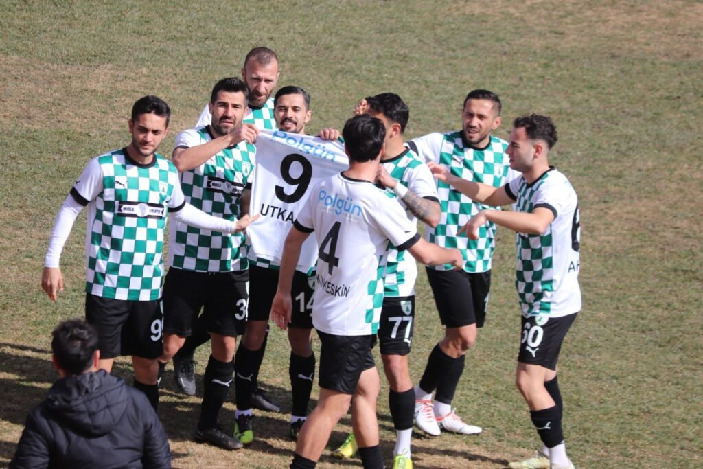 Muğlaspor Yeşil Çivril Belediyespor’u 2-0 mağlup etti