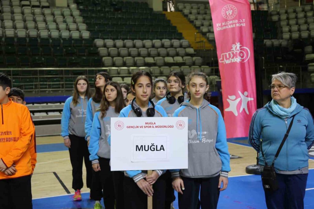 Okul sporları voleybol yıldızlar grup birinciliği Muğla’da başladı
