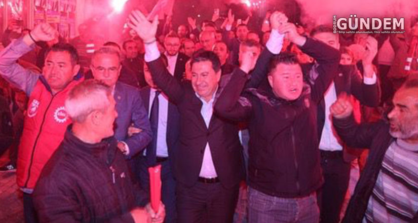 Aras’ın Kavaklıdere Mahalle Buluşması Mitinge Dönüştü