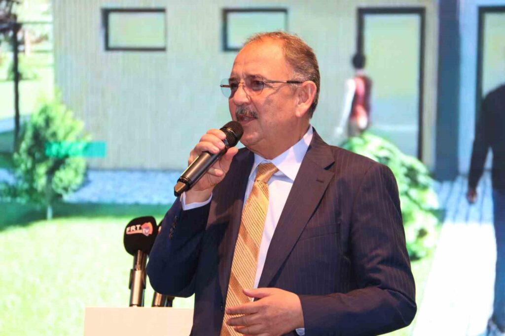 Bakan Özhaseki, Fethiye’den seslendi “Kentsel dönüşüm şart”