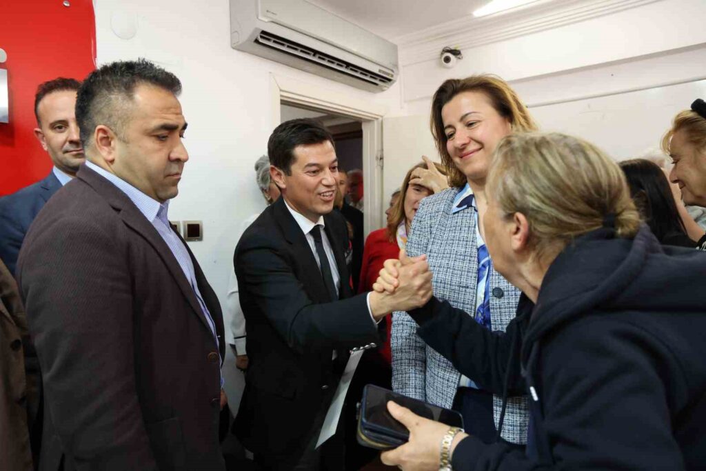 Başkan Ünlü, halk gününe katıldı