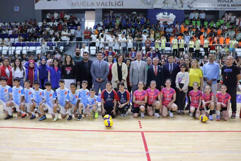 Fethiye’de spor temalı çocuk şenliği başladı
