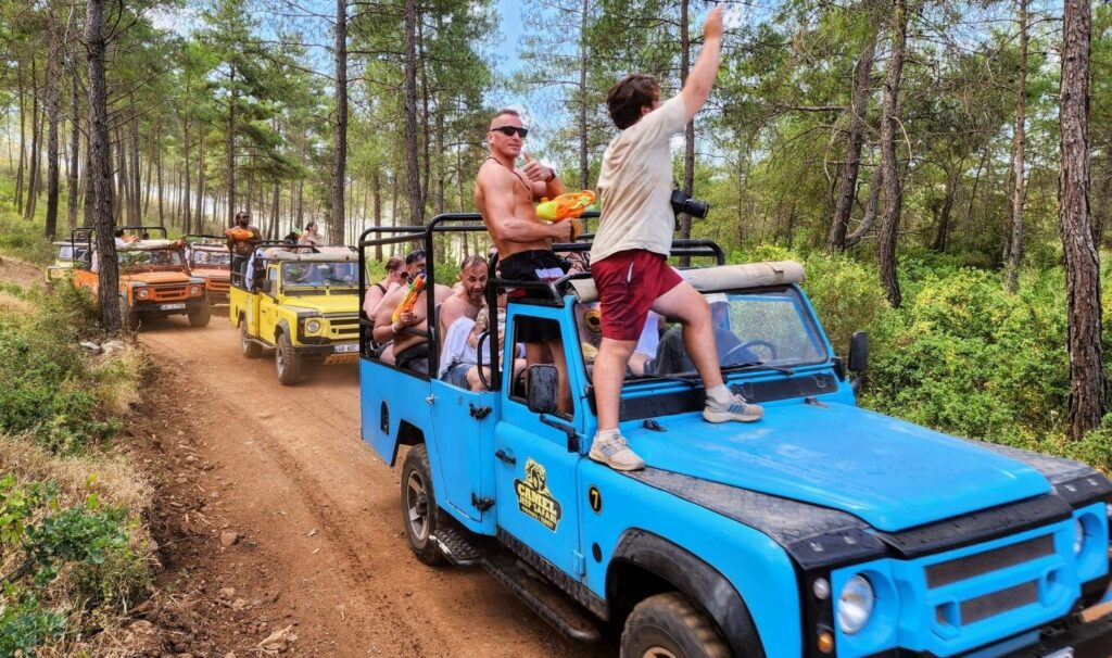 Marmaris’te kolluk kuvvetlerinden Jeep safarilere sıkı denetim