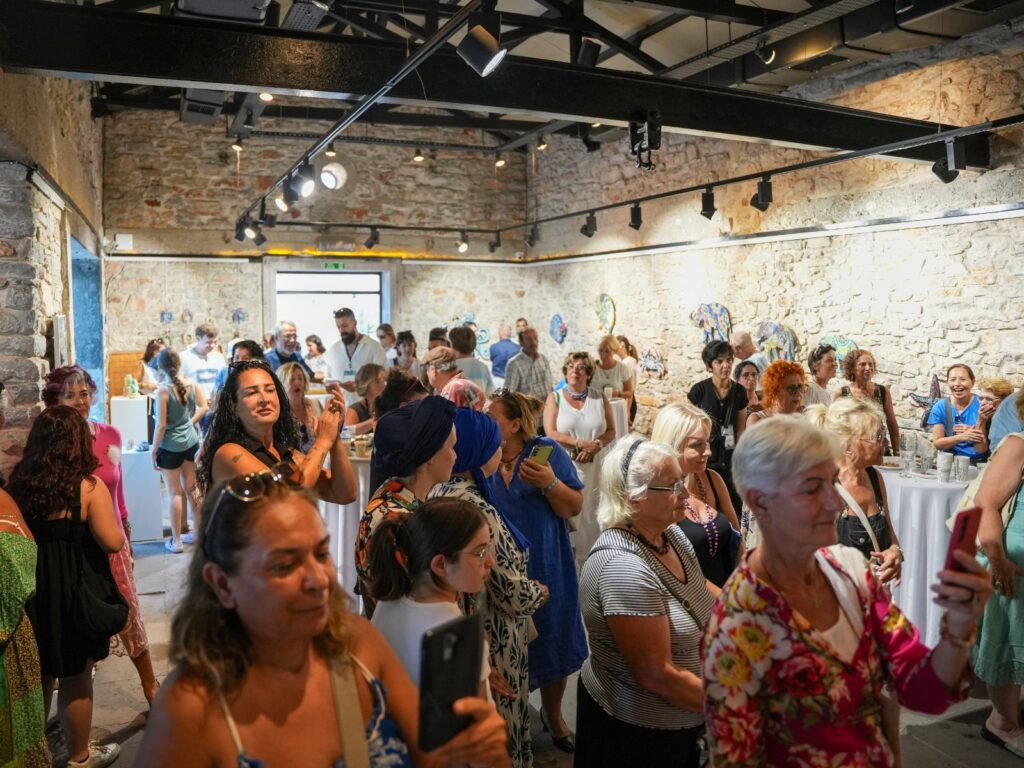 Bodrum Sağlık Vakfı’ndan 7. Mozaik Sergisi