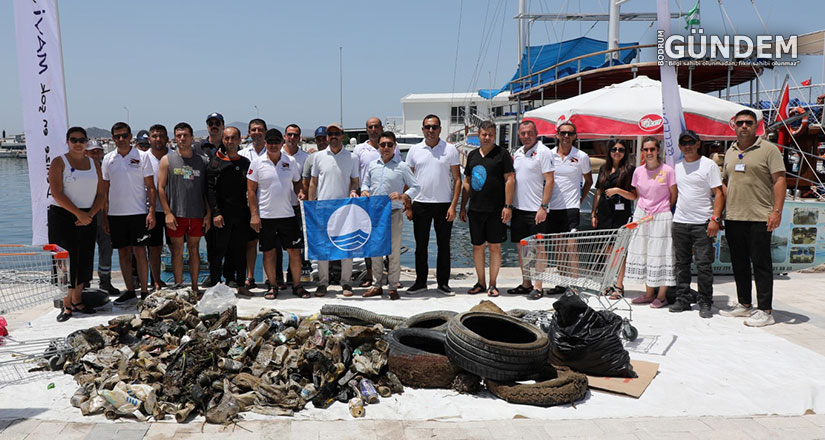 Turgutreis’te Deniz Dibi Temizliği