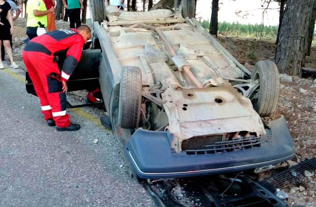 Trafik kazasında 4 kişi yaralandı