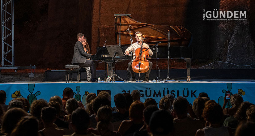 Poyraz Baltacıgil & Cem Esen ikilisi Gümüşlük’te festivalin konuğu oldu