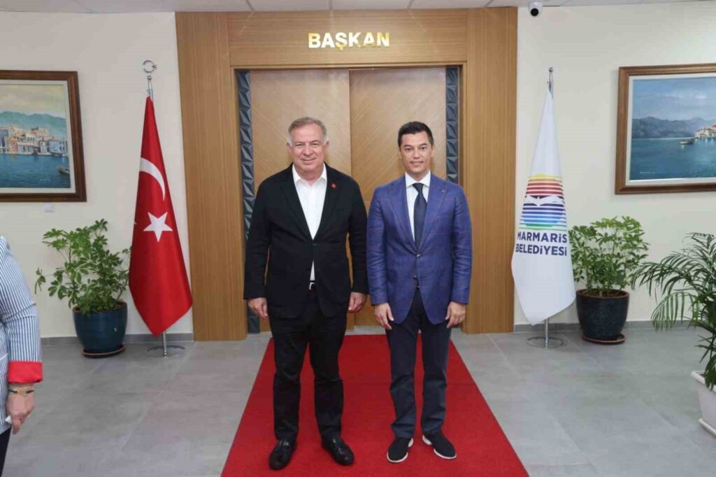 Başkan Ünlü, CHP Genel Başkan Yardımcısı Zeybek’i ağırladı