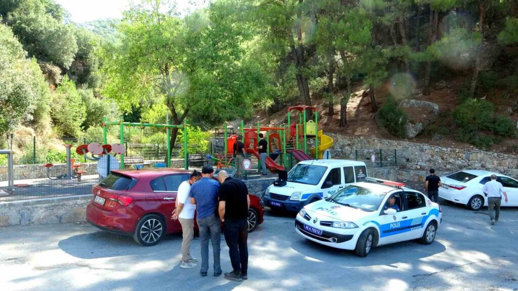 Ambulans şoförü, dehşet saçtı
