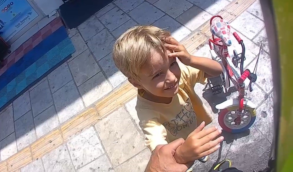 Bodrum’da Kask takmayan çocuğa çizgi film yasağı