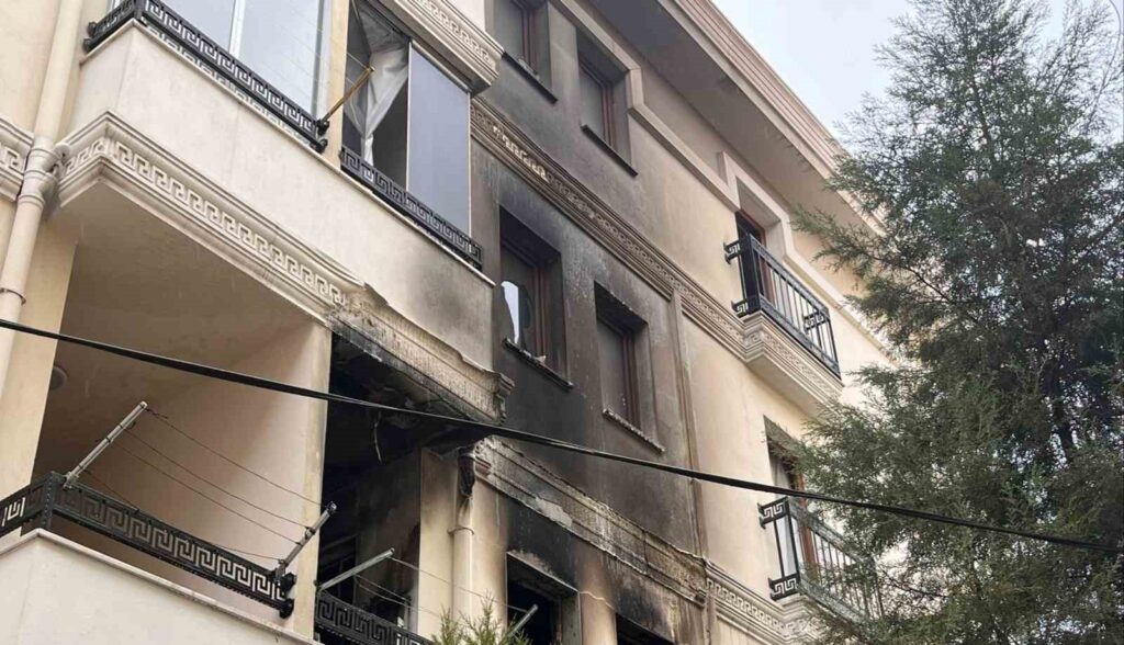 Milas’ta ev yangını