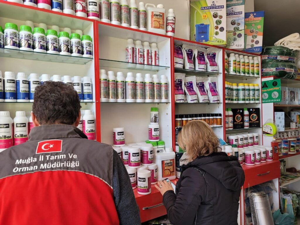Menteşe’de gübre ve ilaç bayilerine denetim