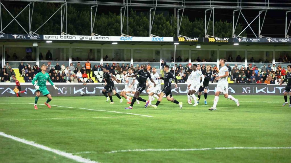 Trendyol Süper Lig: Bodrum FK: 0 – Sivasspor: 0 (İlk yarı)