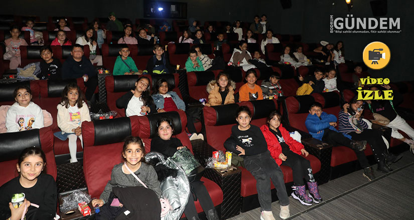 Belediyeden Öğrencilere Sinema Etkinliği
