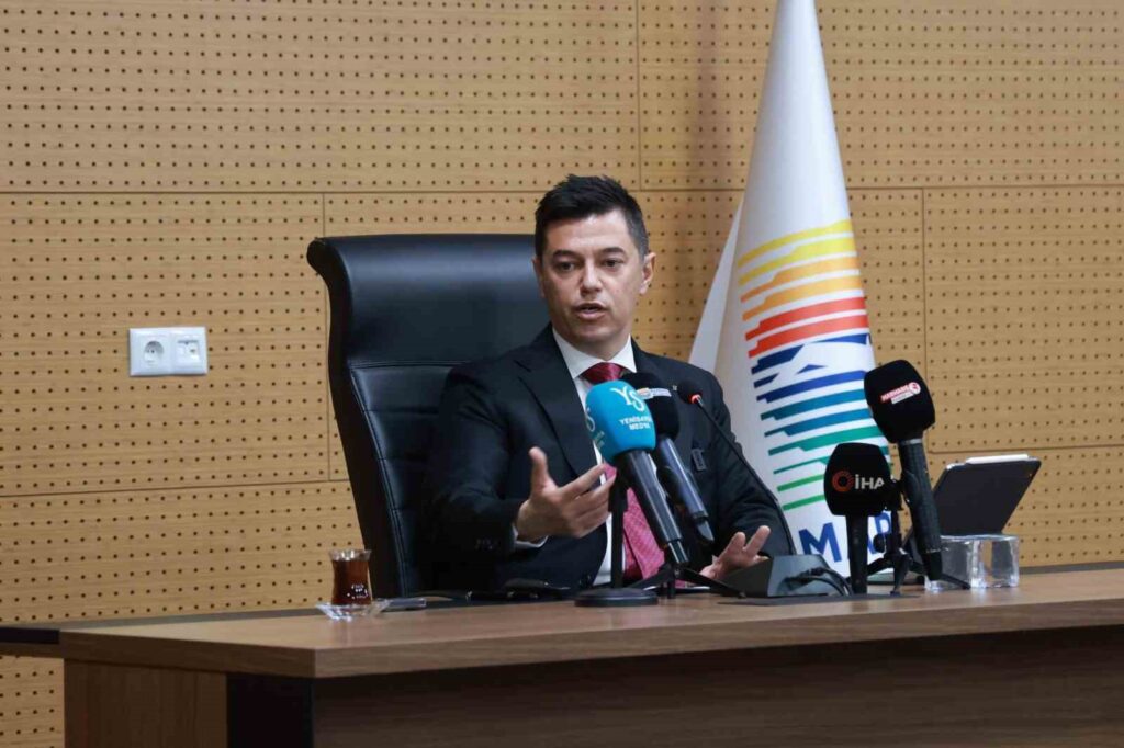 Başkan Ünlü’den yaban domuzlarına çitli önlem önerisi