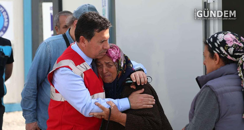 Depremin Yıldönümünde Başkan Aras, Deprem Bölgesinde