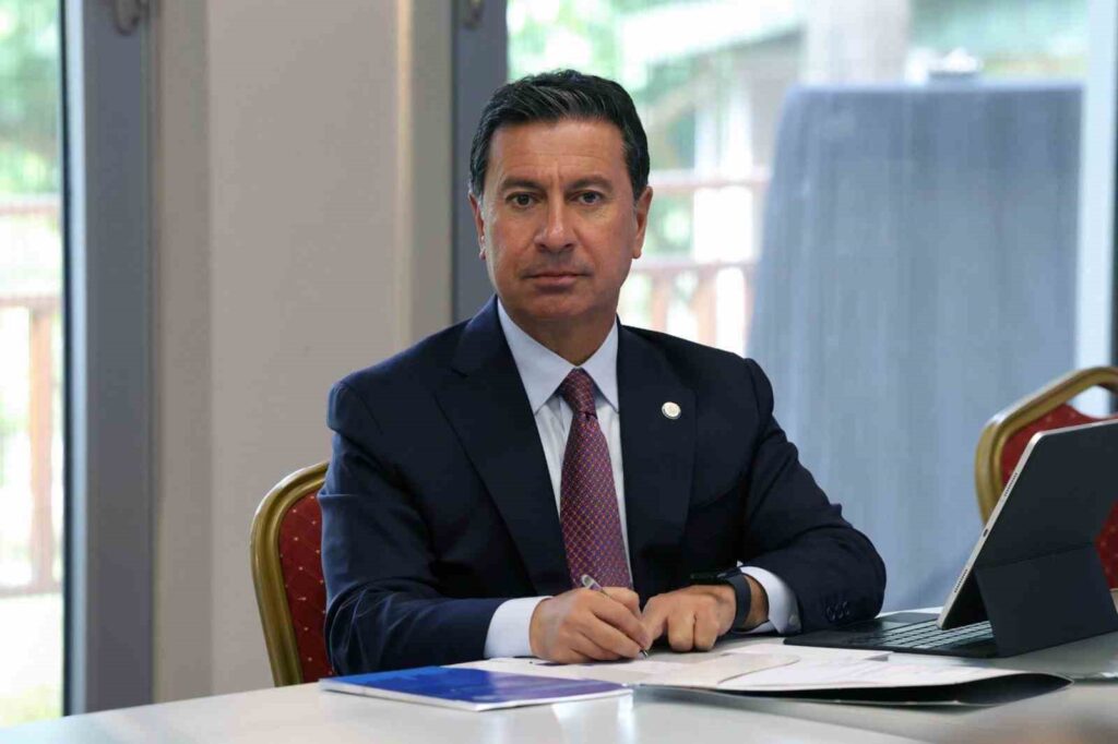 Büyükşehi̇r Ramazan Ayı Desteği̇ni̇ Yüzde 70 Arttırdı