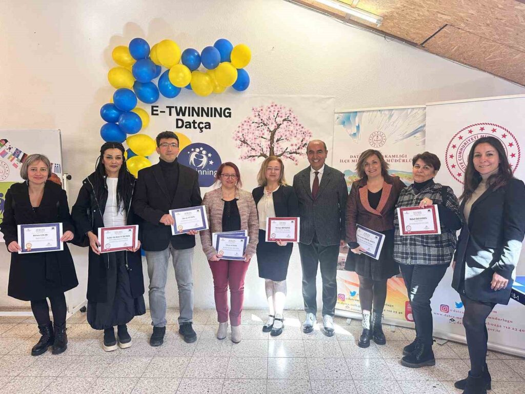 Datçada Başarılı Öğretmenler Ödüllendi̇ri̇ldi̇