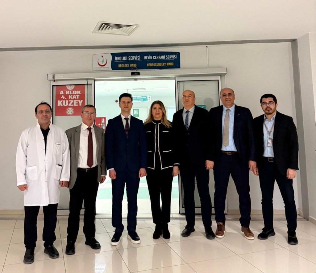 Dr. Bal, Meahın Üroloji̇ Kli̇ni̇ği̇ni̇n 4Üncü Uzmanı Oldu