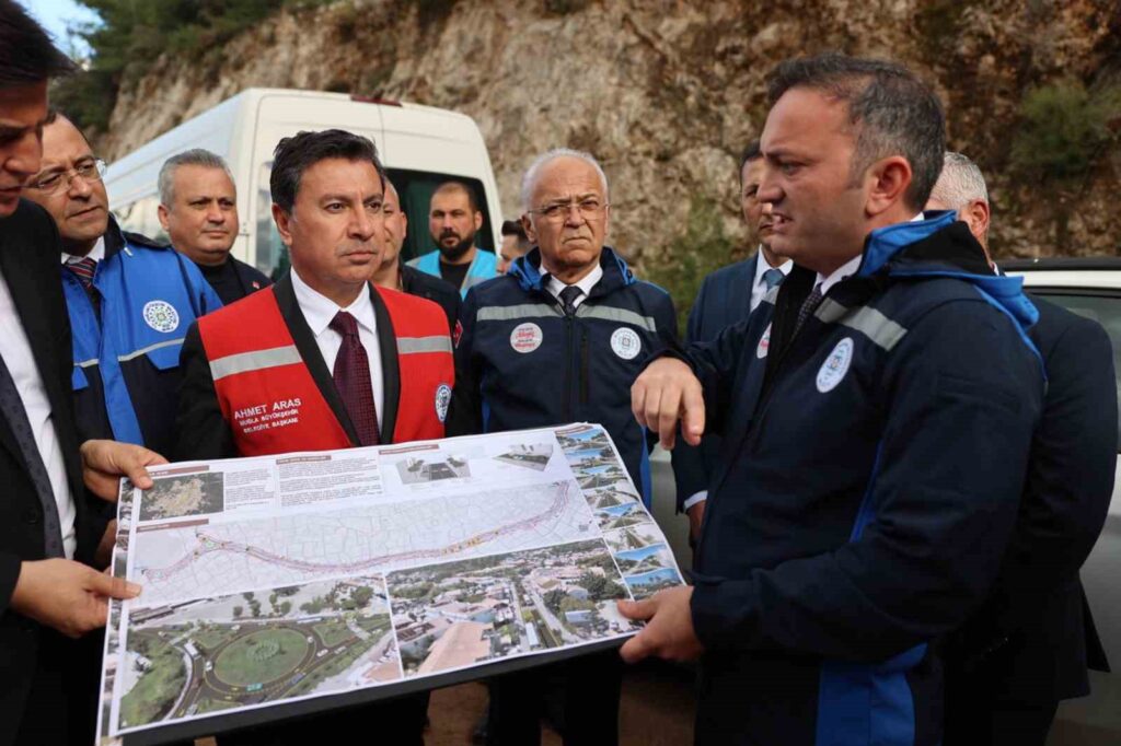 Fethi̇ye Ölüdeni̇z Yoluna 320 Mi̇lyon Tlli̇k Yatırım