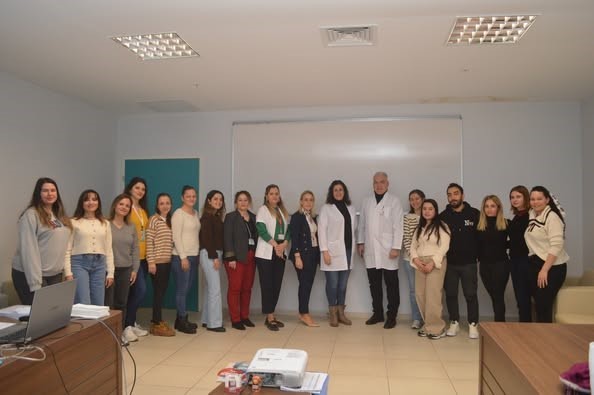 Meahta Yoğun Bakım Hemşi̇reli̇ği̇ Serti̇fi̇kalı Eği̇ti̇m Programı Başladı