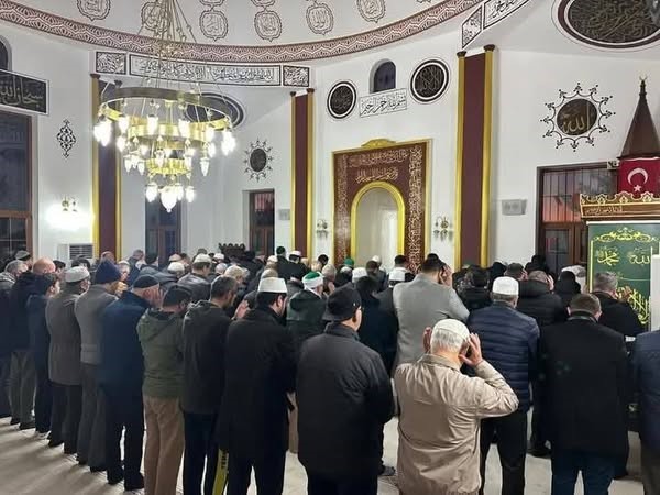 Menteşede Sabah Namazı Buluşmasına Yoğun İlgi̇
