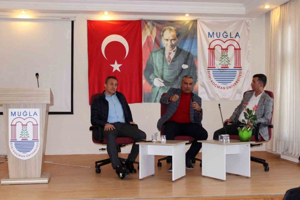 Mi̇las Meslek Yüksekokulunda Turi̇zmi̇n Geleceği̇ Konuşuldu