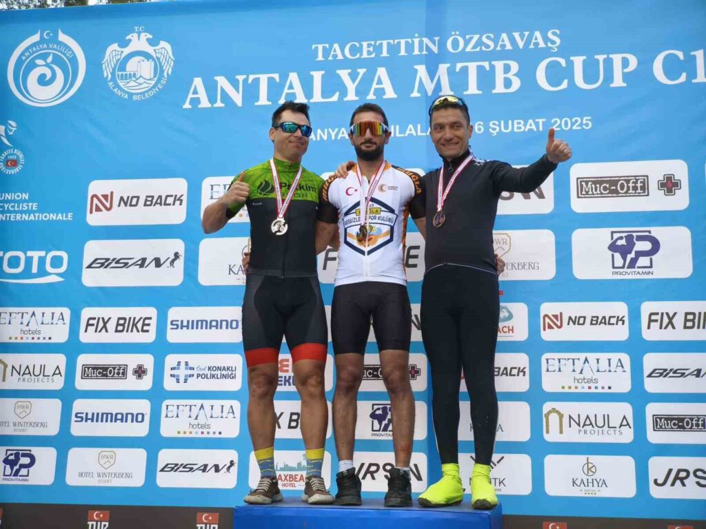 Muğlalı İşi̇tme Engelli̇ Sporcu Geyi̇k, Alanyada Şampi̇yon Oldu