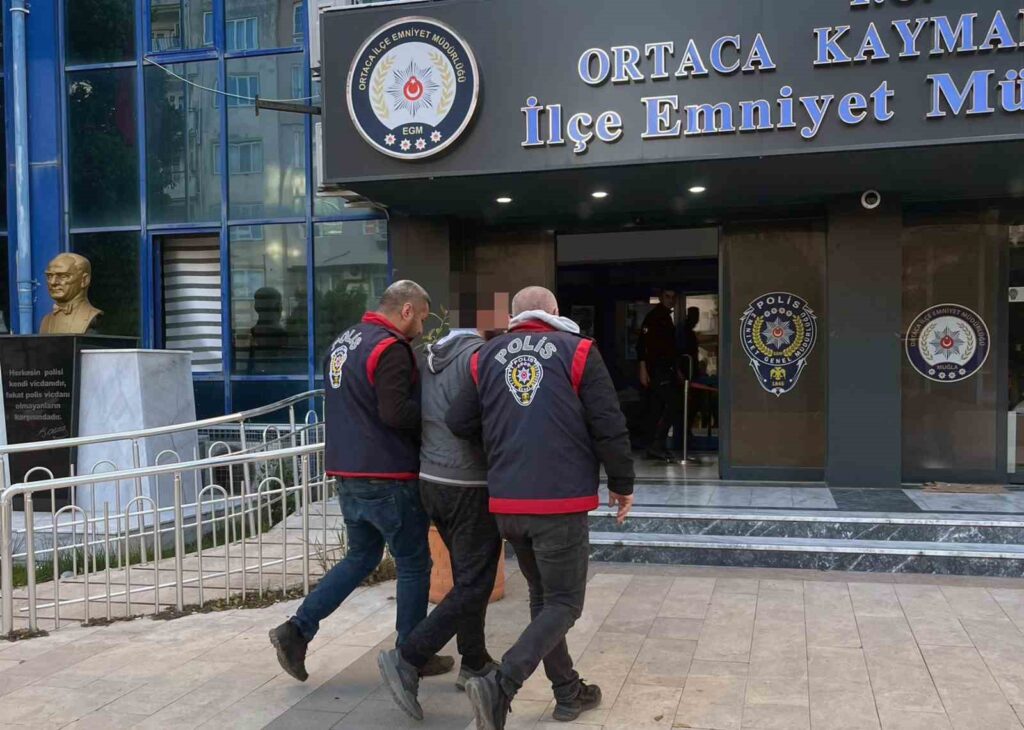 Terör Örgütü Üyeli̇ği̇nden Hapi̇s Cezası Bulunan Şahıs Yakalandı