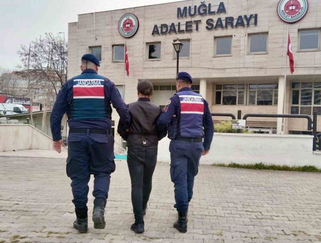14 Ayrı Suçtan Kesi̇nleşmi̇ş Hapi̇s Cezası Bulunan Şahıs Yakalandı