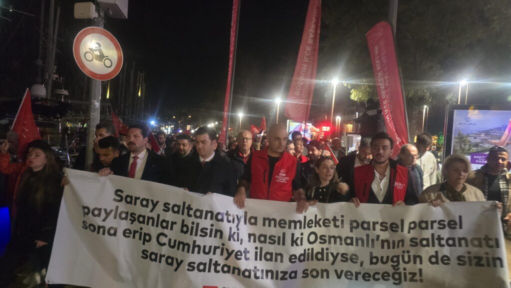 Bodrum’da binlerce kişi İmamoğlu için Ayakta