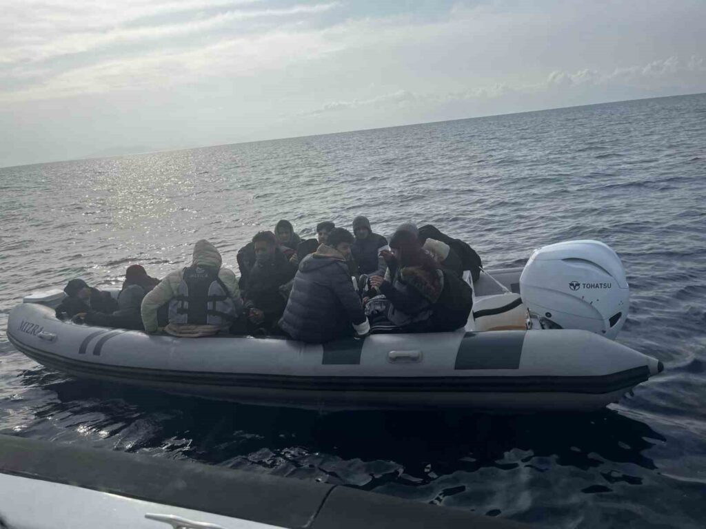 Bodrum’da 18 Düzensi̇z Göçmen Kurtarıldı
