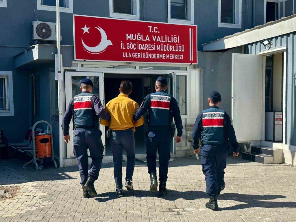 Kırmızı Bültenle Aranıyordu, Fethi̇yede Yakalandı
