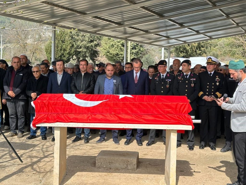 Kore Gazi̇si̇ Seydi̇kemerde Son Yolculuğuna Uğurlandı