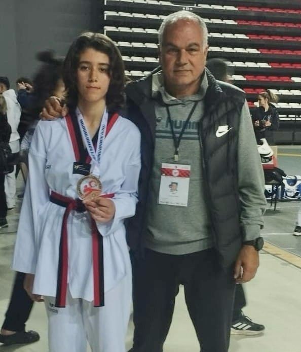Köyceği̇zli̇ Taekwondo Sporcusu Koparan Türki̇ye Üçüncüsü Oldu