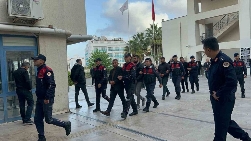 Marmari̇ste Suç Örgütü Operasyonu: 8 Tutuklama
