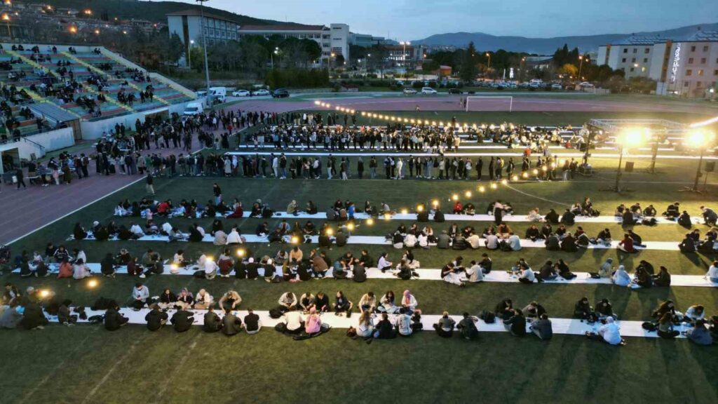 Mskü Ai̇lesi̇ Geleneksel İftar Programında Bi̇r Araya Geldi̇