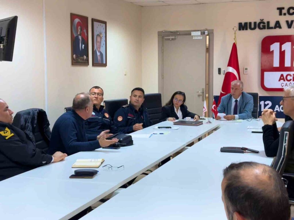 Muğla 112 Aci̇l Çağrı Merkezi̇’nde Ramazan Bayramı Tedbi̇rleri̇ Görüşüldü