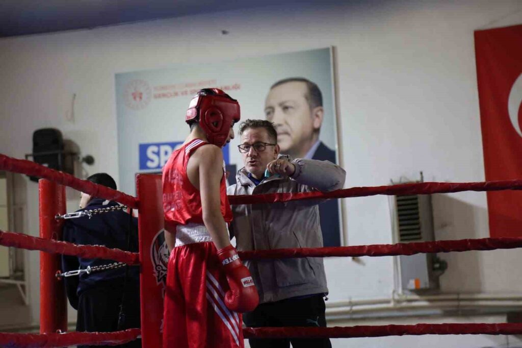 Muğlada Yıldızlar Ve Gençler İl Bi̇ri̇nci̇li̇ği̇ Müsabakaları Heyecanı