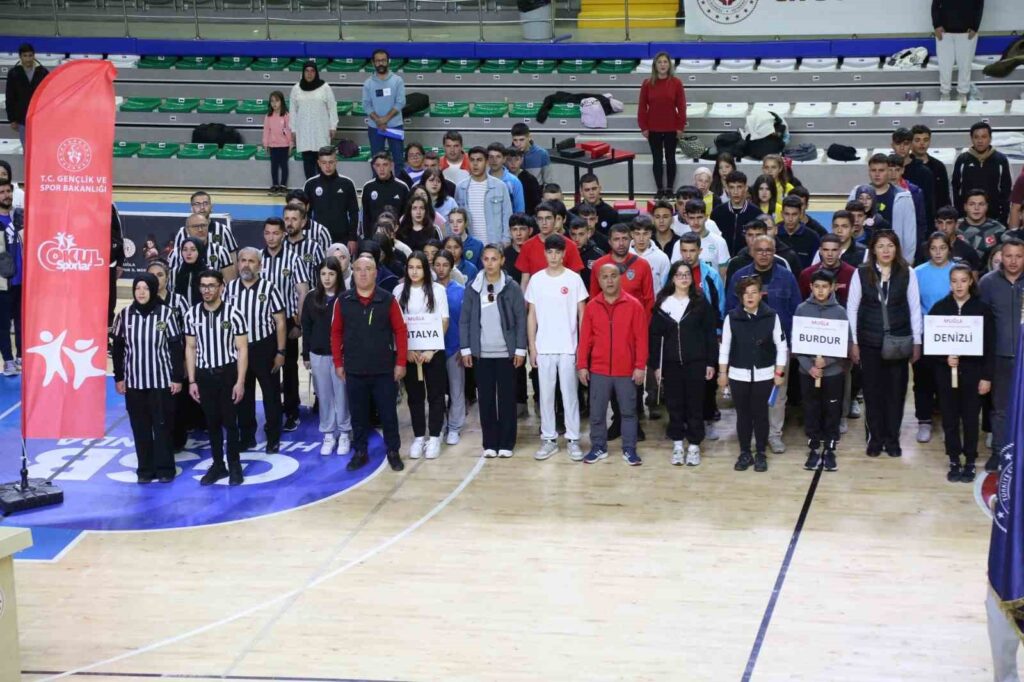 Okul Sporları Bi̇lek Güreşi̇ Grup Bi̇ri̇nci̇li̇ği̇ Muğlada Başladı