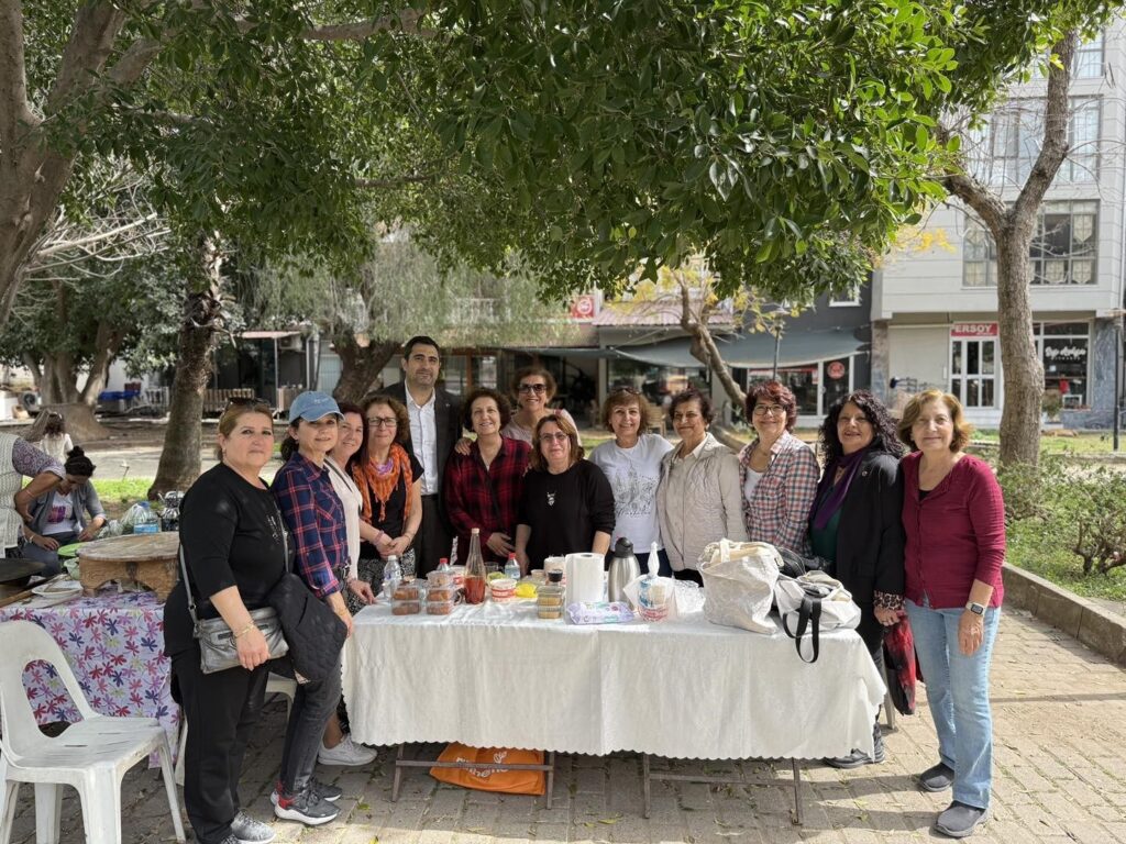 Ortacada Gri̇şi̇mci̇ Kadınlar Ve El Emeği̇ Pazarı Yapıldı