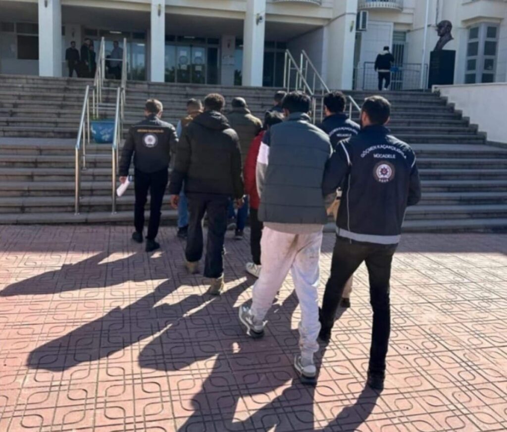Otelde Göçmen Operasyonu: 5 Gözaltı