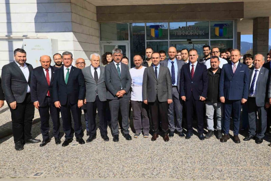 Sanayi̇ Ve Teknoloji̇ Bakanı Kacır, Muğla Teknoparkı Zi̇yaret Etti̇
