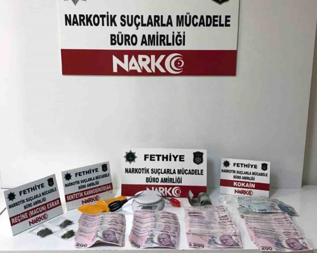 10 Uyuşturucu Taci̇ri̇ Tutuklandı