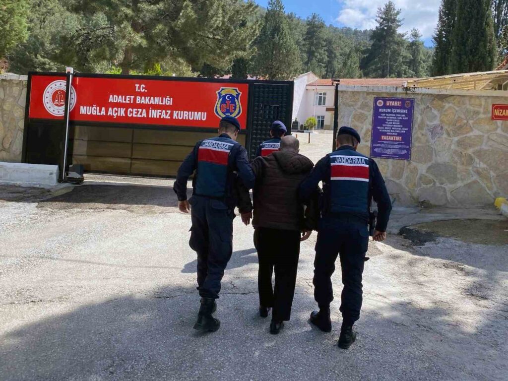 24 Yıl Kesi̇nleşmi̇ş Hapi̇s Cezası Bulunan Şahıs Yakalandı
