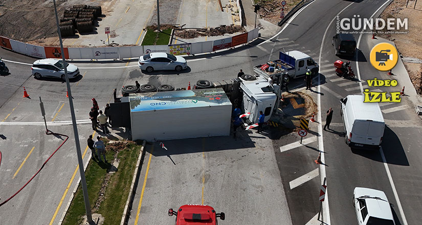 Doğalgaz Yüklü Tır Devri̇ldi̇: 1 Yaralı