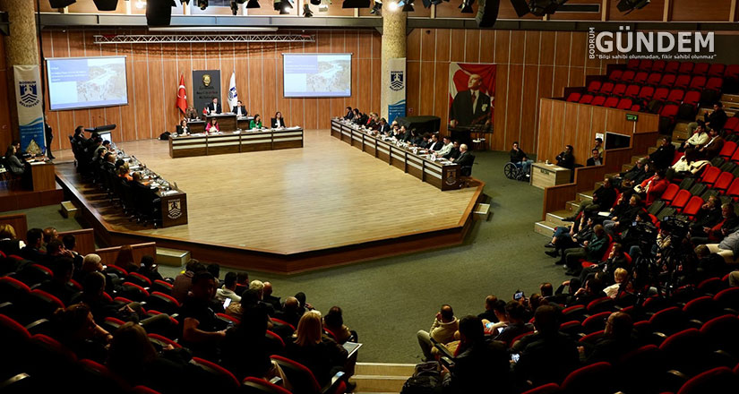 Nisan Meclisinde Yeni Encümen ve Komisyon Üyeleri Belirlendi